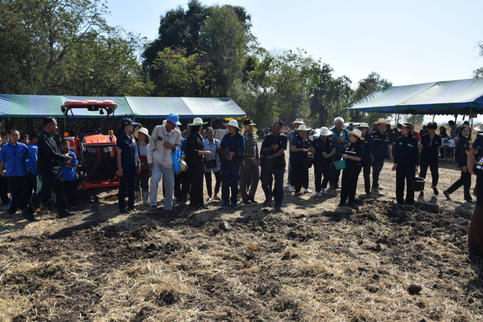 title - สำนักงานการปฏิรูปที่ดินจังหวัดนครสวรรค์ (ส.ป.ก.นครสวรรค์) จัดฝึกอบรมโครงการลดการเผาวัสดุเหลือใช้ทางการเกษตรในเขตปฏิรูปที่ดิน ประจำปีงบประมาณ พ.ศ. 2569